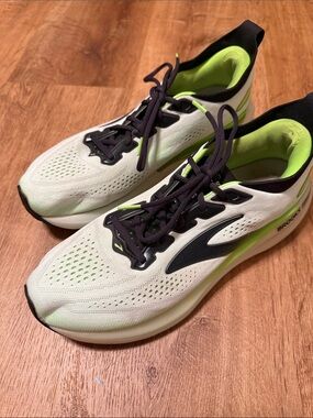 Brooks Men’s Glycerin 23 GTS - Light Green and Black